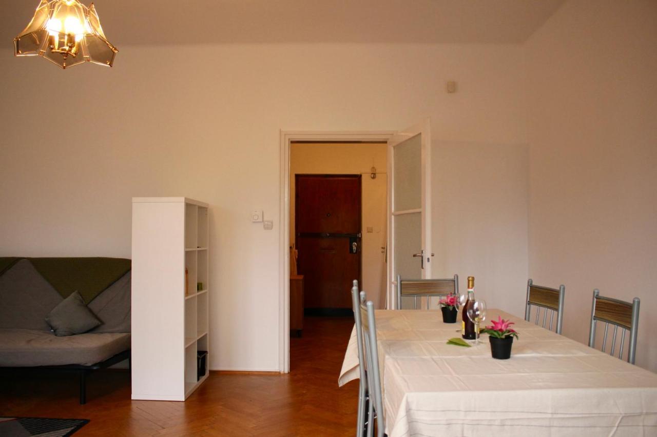 Castle Stallion Apartment Budapest Exterior photo