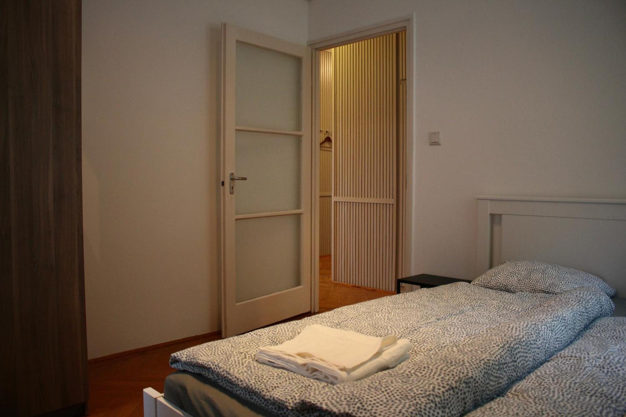 Castle Stallion Apartment Budapest Exterior photo